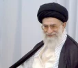 قائد الثورة الاسلامیة : یجب عدم نسیان العدو