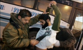 Olmert misleading world over prisoner release