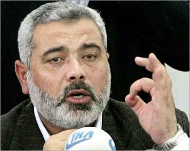 هنیة یدعو عباس و"فتح" إلى فتح صفحة جدیدة