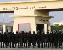 مصر تهدد رام الله بفتح معابر قطاع غزة