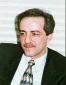 شباب لبنان بین 