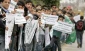 Palestinians form longest human chain