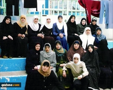 إدارة السجون فی الکیان الصهیونی تتعمد تعریة الأسیرات من ملابسهن عند أخذهن إلى المحاکم