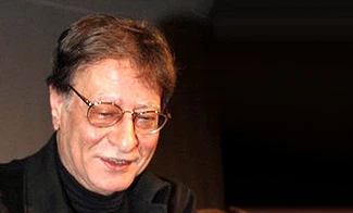 Mahmoud Darwish dies at 67
