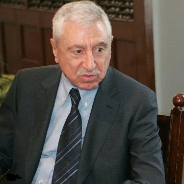 حواتمه لقدسنا : الامام الخمینی باعلانه یوم القدس أیقظ العالمین العربی والاسلامی