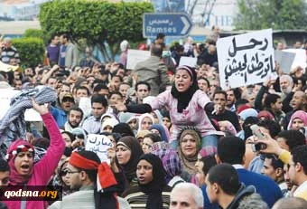 المطلوب ثورات عربیة تطرد امریکا من الباب و لا تعیدها من الشباک