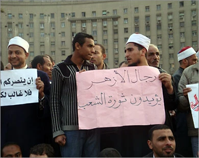لیس أمام الرئیس حسنی مبارک سوى الفرار إلى تل أبیب