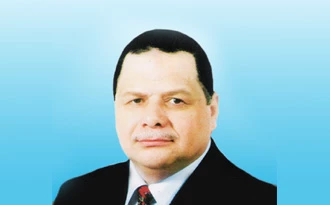 فخری الاقصری لقدسنا:امریکا تحاول اجهاض الثورة المصریة