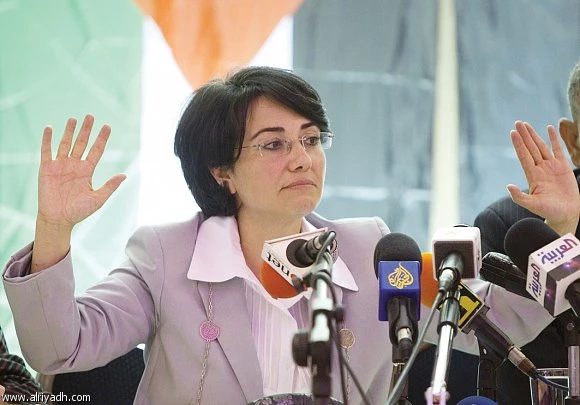 السجود للقوة..!