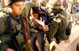 بازداشت هشت کودک فلسطینی