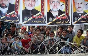آزادی اسرابهانه از سرگیری مجدد مذاکرات