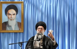 مبارزه برای ازادی فلسطین ازاصول امام
