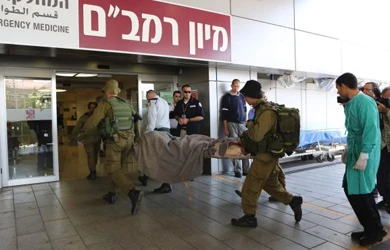Israel hosting wounded Syrian rebels