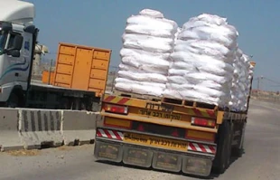 ورود350 کامیون بغزه