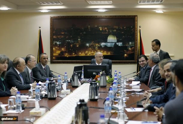 حکومة التوافق رفضت استقبال حوالة قطر لرواتب موظفی غزة