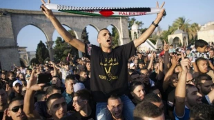 45,000 rally for Gaza at Quds Eid prayers