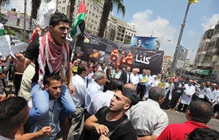 فلسطینیهای رام الله جنایات اسرائیل را محکوم کردند