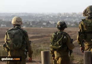 Israel to sack reserve soldiers over pro-Palestinian gesture