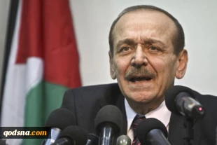 Ex aide bashes dictatorial Abbas