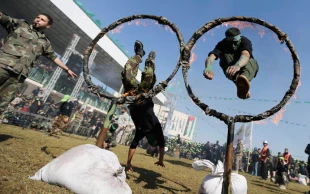 Gaza youths join training camps for future combats