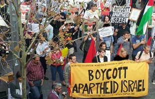 S. African activists stage protest against Zionist event