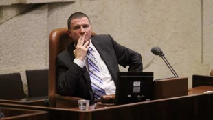 Israeli parliament speaker: Israel on brink of civil war