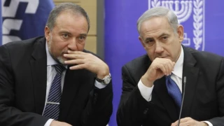 Liberman: Netanyahu incapable of stopping the Iran deal