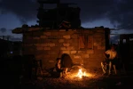 زندگی ساکنان غزه 18 ساعت بدون برق در شبانه روز
