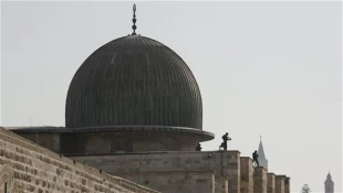 Netanyahu visits al-Aqsa in fiery move