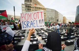 A third of Americans support sanctions against Israel