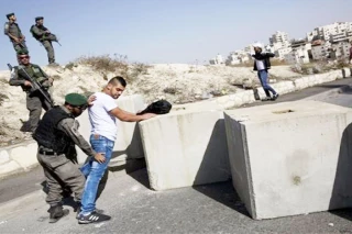 Over 400 roadblocks divide WB and Quds