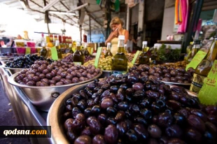 Imports from 5 major Israeli food companies banned in West Bank