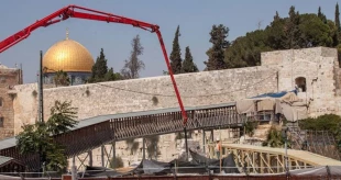 Occupiers starts building 1,800 new housing units in Quds