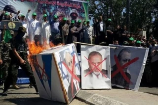 Hamas: Lieberman's threats of assassination do not scare us