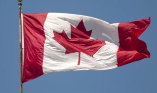 Fuss over Holocaust denial article in Canada