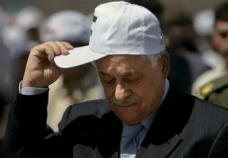 ابومازن هم از شنیدن خبر مرگ قاتل فلسطینیان در غم و اندوه فرو رفت