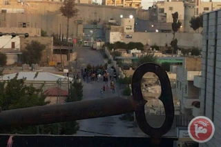 Undercover Israeli forces detain 8 children