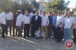 Hundreds of Israelis enter Al-Aqsa Mosque compound