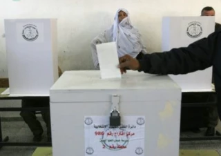 گروههای فلسطینی : مستثنی شدن غزه از برگزاری انتخابات «سیاسی» است
