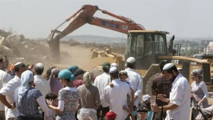 Israeli settlement building rose by 40 percent in 2016