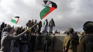 پرونده ویژه قدسنا (2)

موانع برگزاری رفراندوم در فلسطین