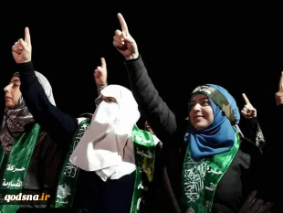 تصویر روز؛

فرزند شهید مازن فقهاء بر دوش رهبر حماس 2