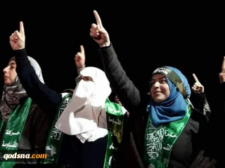 تصویر روز/

فرزند شهید مازن فقهاء بر دوش رهبر حماس