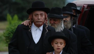 شکارچی شنبه:

فیلمی درباره تعالیم یهودی و تکاپوی صهیونی در مسیر اشغال فلسطین
 7