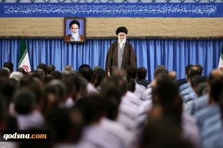 رهبر انقلاب در دیدار فرماندهان ارتش:

دشمن چه آمریکا و چه بزرگ‌تر از آمریکا هیچ غلطی نمیتواند بکند