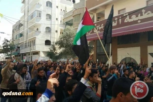 Gazan protest continued Israeli siege, PA role