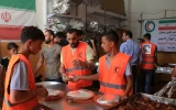 بالصور: الهلال الاحمر الايرانى يوزع ربع مليون وجبة افطار على الصائمين في قطاع غزة المحاصر 6
