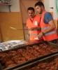 بالصور: الهلال الاحمر الايرانى يوزع ربع مليون وجبة افطار على الصائمين في قطاع غزة المحاصر 11
