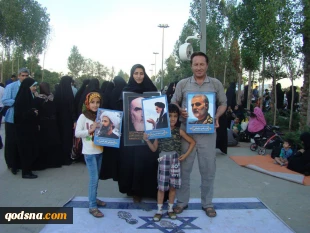 الذكرى الثامنة والعشرين لرحيل الإمام الخميني:

حب الإمام الخميني مصحوب بمعاداة الصهيونية والإستكبار العالمي 2