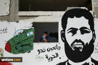 Former hunger-striking prisoner continues new strike